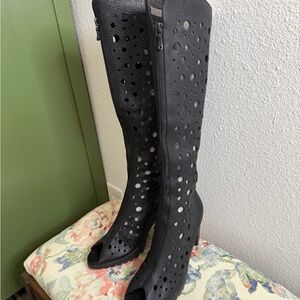 Arche Black Cutout Heeled Boots